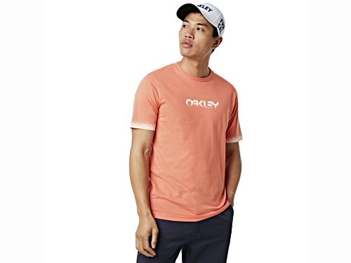 Oakley Men's Short Sleeve Crew Neck Shirt in Sunset Color and Size S