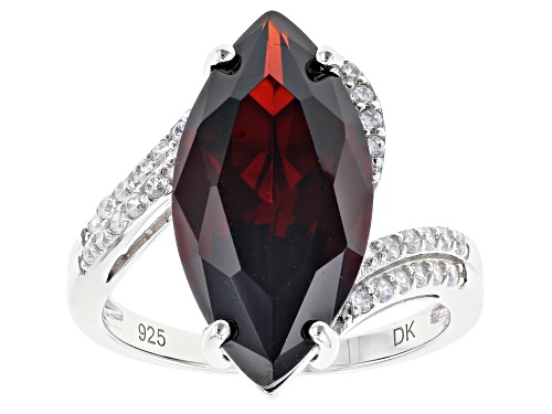 Bella Luce ® 12.15ctw Garnet and White Diamond Simulants Rhodium Over Sterling Silver Ring - Size 7