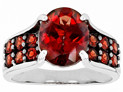 2.60ct Oval Red Labradorite With 1.25ctw Vermelho Garnet™ Rhodium Over Sterling Silver Ring - Size 9