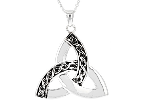 Artisan Collection of Ireland™ Silver Tone Trinity Knot Pendant With Chain