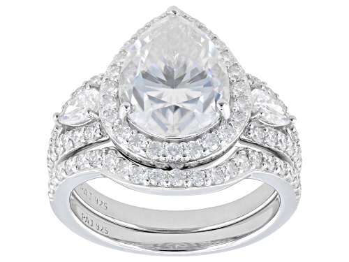 MOISSANITE FIRE® 5.45CTW DEW PEAR AND ROUND PLATINEVE® RING AND BAND - Size 8