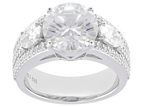 MOISSANITE FIRE® 5.32CTW DEW ROUND AND OVAL PLATINEVE® RING - Size 8