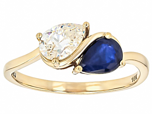 0.85ctw Strontium Titanate And 0.71ctw Blue Sapphire 10k Yellow Gold Bypass Ring - Size 9.5