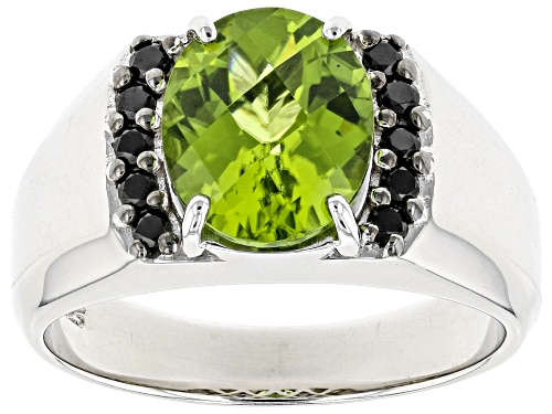 3.11CT OVAL CHECKERBOARD MANCHURIAN PERIDOT(TM) & BLACK SPINEL RHODIUM OVER SILVER MEN'S RING - Size 10