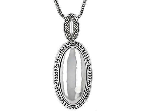 Pre-Owned Sterling Silver Oxidized Hammered Oval Pendant Wheat Link 18 Inch Necklace - Size 18