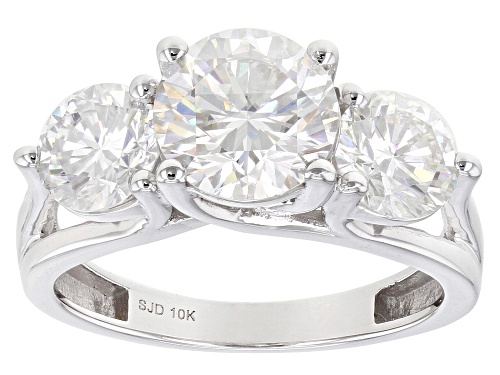 Photo of Pre-Owned MOISSANITE FIRE(R) 3.50CTW DEW ROUND 10K WHITE GOLD THREE STONE RING - Size 8