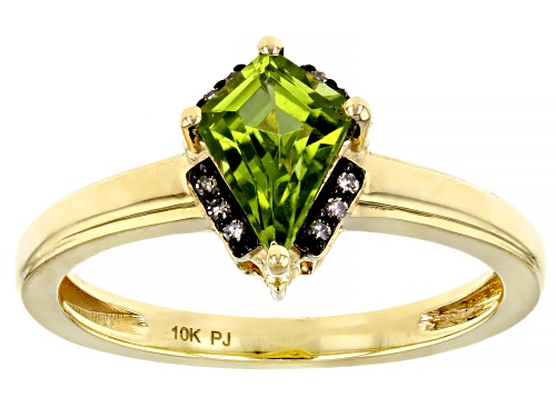 Pre-Owned .98ctw Kite Peridot with .04ctw Champagne Diamonds 10k Yellow Gold Ring - Size 10