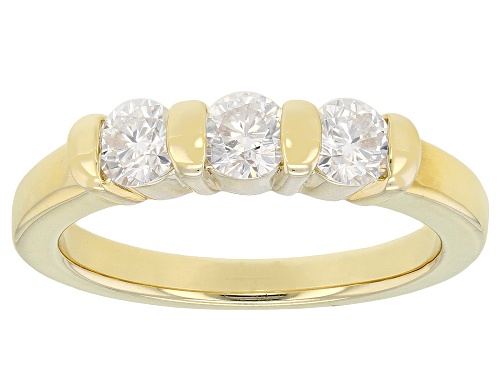 Pre-Owned MOISSANITE FIRE® .69CTW DEW ROUND BRILLIANT 14K YELLOW GOLD OVER SILVER 3 STONE RING - Size 6