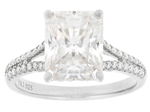 Pre-Owned MOISSANITE FIRE® 4.50CTW DEW REC RADIANT AND ROUND PLATINEVE® RING - Size 5