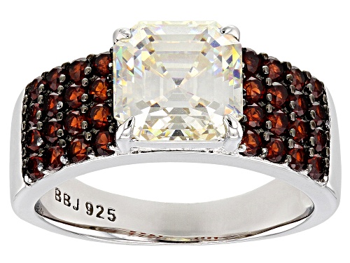 Photo of Pre-Owned 3.70CT FABULITE STRONTIUM TITANATE .93CTW RED GARNET RHODIUM OVER STERLING SILVER RING - Size 7