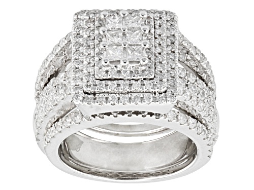 Photo of Pre-Owned 2.00ctw Round & Princess Cut Diamonds 10k White Gold Ring With Matching Diamond Bands - Size 6