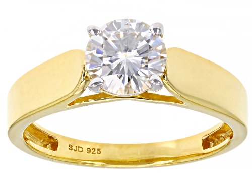Pre-Owned MOISSANITE FIRE(R) CANDLELIGHT 1.00CT DEW ROUND 14K YELLOW GOLD OVER SILVER RING - Size 7