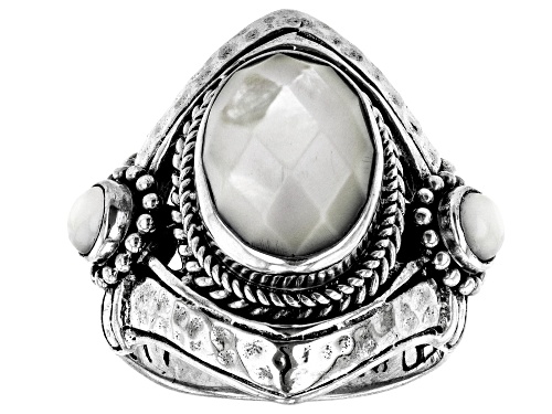 Photo of Artisan Collection of Bali™ Mother-of-Pearl Silver Ring - Size 6