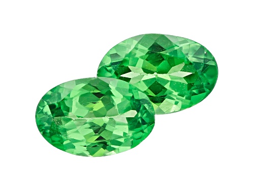 MATCHED PAIR OF TANZANIAN TSAVORITE GARNET 0.80CTW 6X4MM OVAL