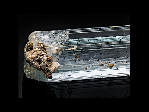 Pakistani Aquamarine 6.0x1.6cm Specimen