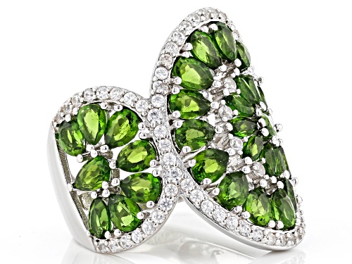 4.24CTW CHROME DIOPSIDE WITH .89CTWWHITE ZIRCON RHODIUM OVER SILVER RING - Size 6