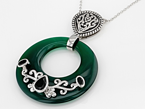 40MM ROUND DONUT SHAPE GREEN ONYX & 1.53CTW BLACK SPINEL RHODIUM OVER  SILVER NECKLACE