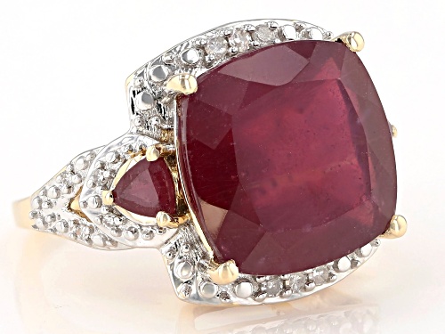 9.74ctw Mahaleo® Ruby With .07ctw Round White Diamond 10K Yellow Gold Ring - Size 5