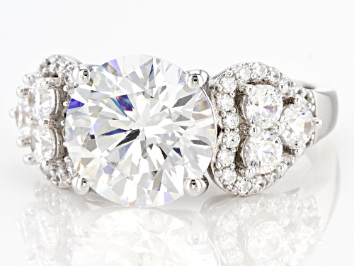 Bella Luce® 9.00ctw White Diamond Simulants Rhodium Over Sterling Silver Ring (5.45ctw DEW) - Size 9