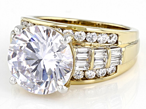 Bella Luce® 12.90ctw White Diamond Simulant Eterno™ Yellow Ring - Size 7