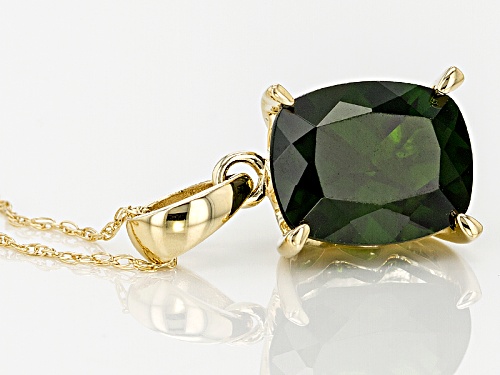2.37ct Rectangular Cushion Chrome Diopside 14k Yellow Gold Pendant With Chain