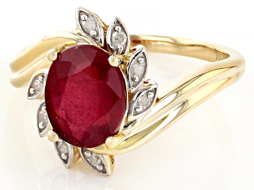 2.35ct Mahaleo® Ruby With 0.05ctw White Diamond 10k Yellow Gold Ring - Size 6