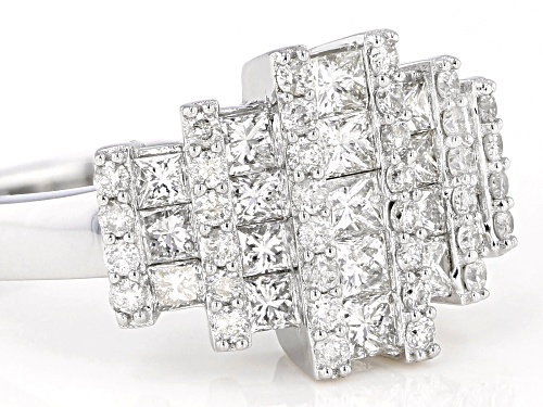 1.40ctw Princess Cut And Round White Diamond 14K White Gold Ring - Size 7