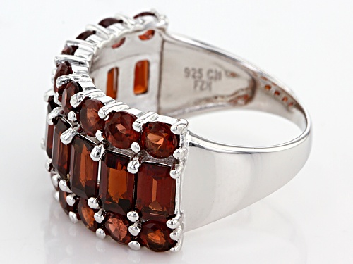 6.12ctw Baguette And Round Vermelho Garnet™ Rhodium Over Sterling Silver Band Ring - Size 7