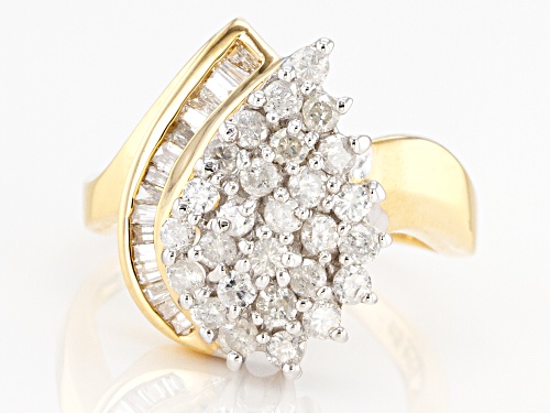 1.00ctw Round And Baguette White Diamond 14K Yellow Gold Cluster Ring - Size 7