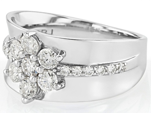 MOISSANITE FIRE® 0.94CTW ROUND BRILLAINT PLATNEVE® RING - Size 9