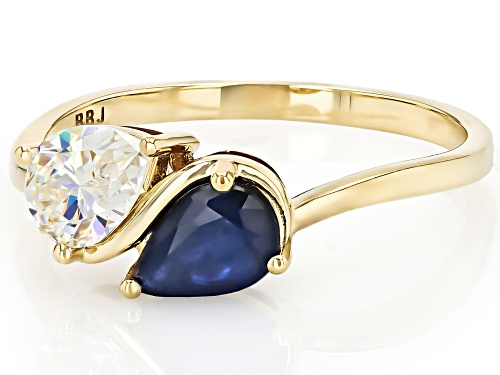 0.85ctw Strontium Titanate And 0.71ctw Blue Sapphire 10k Yellow Gold Bypass Ring - Size 9.5