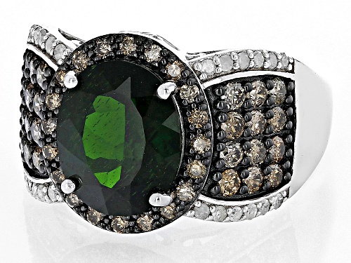 3.32ct Chrome Diopside with 0.97ctw Champagne, And White Diamonds Rhodium Over Sterling Silver Ring - Size 5