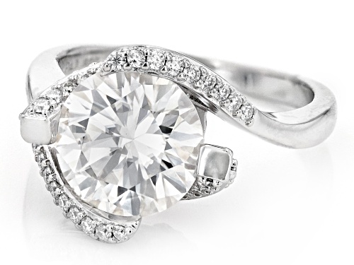 MOISSANITE FIRE® 4.04CTW DEW ROUND BRILLIANT PLATINEVE® RING - Size 6