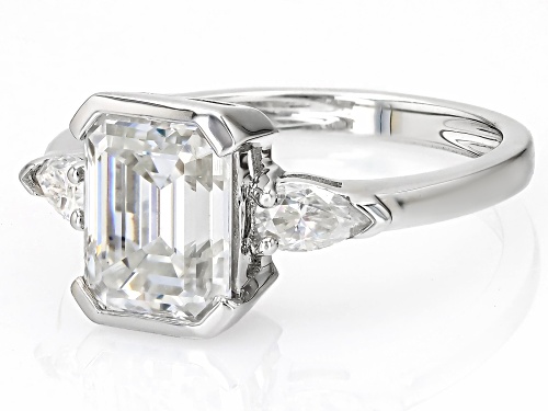 MOISSANITE FIRE® 2.87CTW DEW EMERALD AND PEAR SHAPE PLATINEVE® RING - Size 8