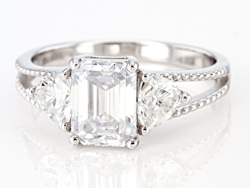 MOISSANITE FIRE(R) 2.55CTW DEW OCTAGONAL  EMERALD AND TRILLION CUT PLATINEVE(R) RING - Size 11