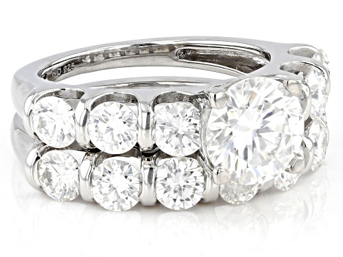 MOISSANITE FIRE(R) 4.89CTW DEW ROUND PLATINEVE(R) RING WITH BAND - Size 7