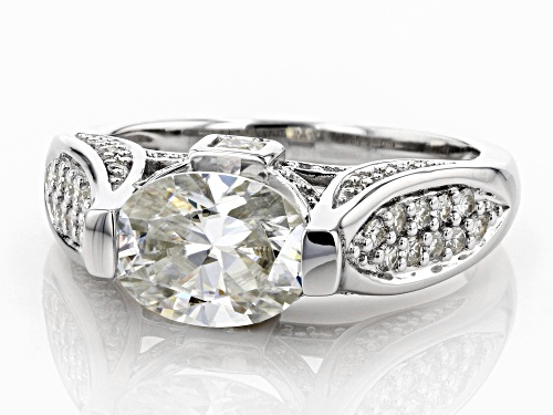 MOISSANITE FIRE® 2.82CTW DEW OVAL AND ROUND WITH PRINCESS CUT PLATINEVE™ RING - Size 11