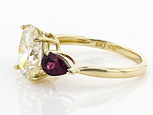 3.31ct Fabulite Strontium Titanate with .86ctw grape color garnet 10k yellow gold ring - Size 6
