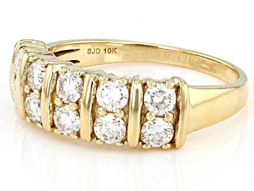 MOISSANITE FIRE(R) 1.00CTW DEW ROUND 10K YELLOW GOLD RING - Size 7