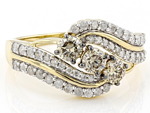 1.00ctw Round Champagne And White Diamond 10k Yellow Gold 3-Stone Ring - Size 7