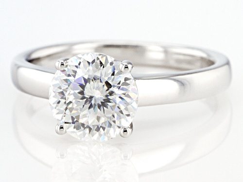 Pre-Owned MOISSANITE FIRE(R) 2.20CT DEW ROUND PORTUGUESE CUT PLATINEVE(R) SOLITAIRE RING - Size 7