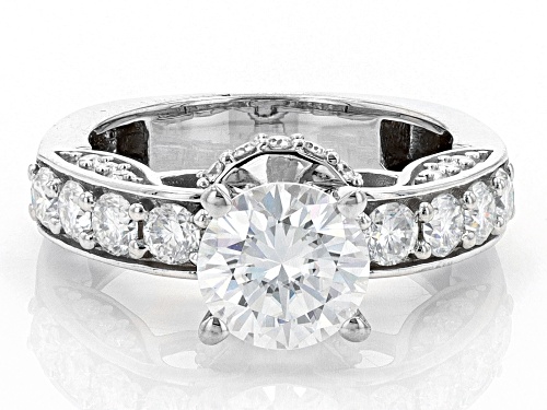 Pre-Owned MOISSANITE FIRE(R) 3.14CTW DEW ROUND PLATINEVE(R) RING - Size 5