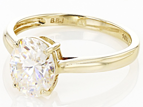 Pre-Owned 2.25ct Oval Strontium Titanate 10K Yellow Gold Solitaire Ring - Size 10