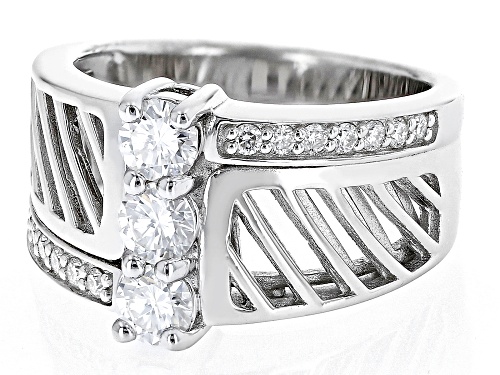 Pre-Owned MOISSANITE FIRE(R) .97CTW DEW ROUND  PLATINEVE(R) RING - Size 6