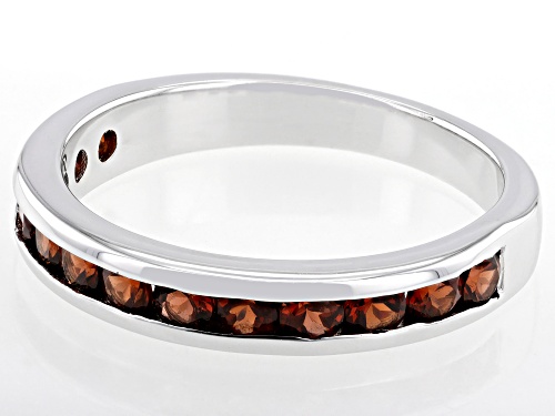 Pre-Owned 1.00ctw Vermelho Garnet™ Rhodium Over Sterling Silver Band Ring - Size 6