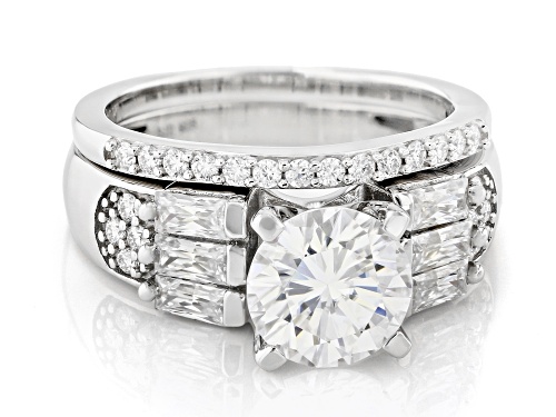 Pre-Owned Moissanite Fire® 2.66ctw DEW Round And Baguette Platineve® Ring With Band - Size 8