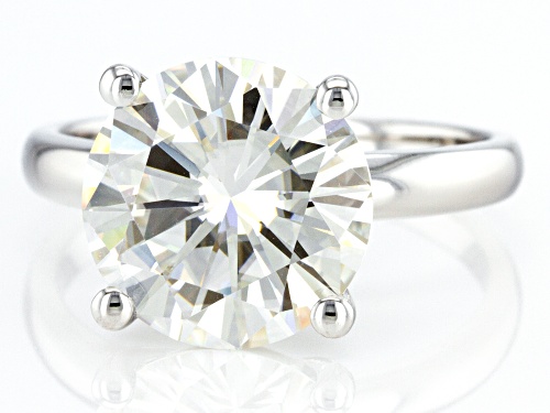 Pre-Owned MOISSANITE FIRE(R) 5.37CT DEW ROUND PLATINEVE(R) SOLITAIRE RING - Size 9