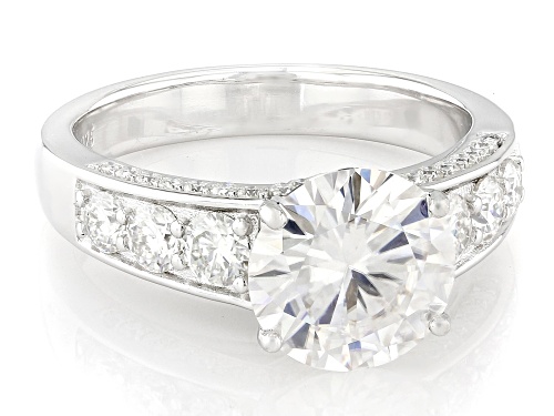 Pre-Owned MOISSANITE FIRE® 3.70CTW DEW ROUND BRILLIANT PLATINEVE® RING - Size 8