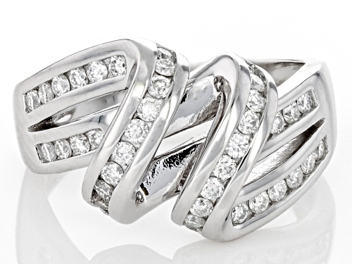 Pre-Owned MOISSANITE FIRER®.80CTW DEW ROUND BRILLIANT PLATINEVE® RING - Size 6