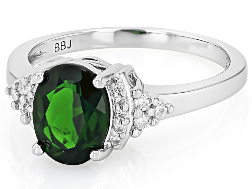 Pre-Owned 1.67ct Oval Chrome Diopside With 0.20ctw White Moissanite Fire(R) Rhodium Over Sterling Si - Size 8